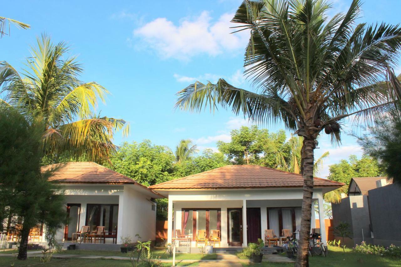 Nusa Indah Bungalows Gili Air Esterno foto
