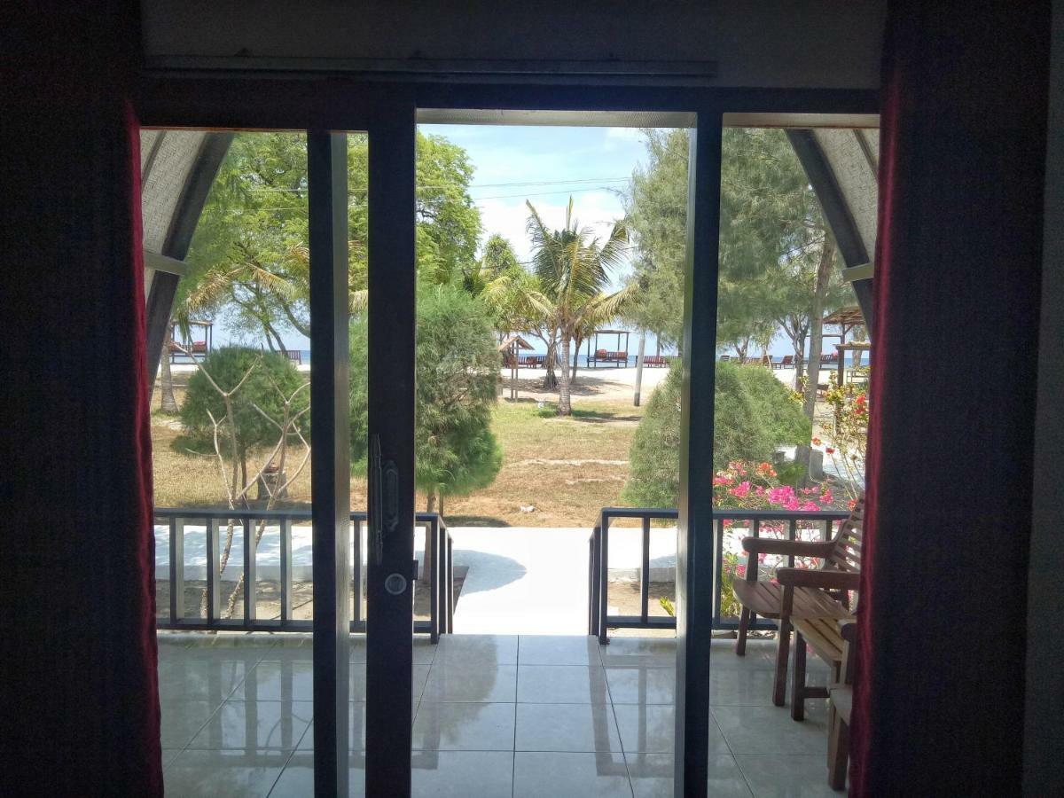 Nusa Indah Bungalows Gili Air Esterno foto